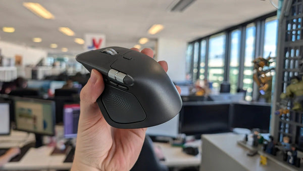 Logitech MX Master 4 : Test Complet & Avis 2026 — La Meilleure Souris Bureau ?