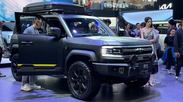 BYD Fang Cheng Bao : Le Cabriolet et la Berline Electrique qui Defient Tesla en 2026