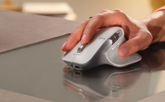 Logitech MX Master 3S vs MX Anywhere 3 : Quelle Souris Choisir au Maroc ?