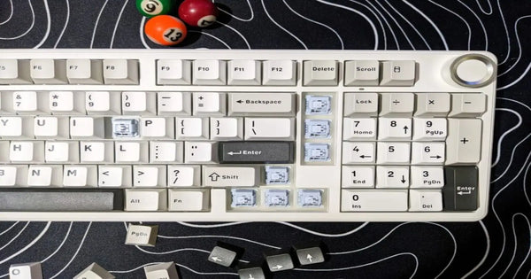 AULA F99 Pro : le clavier mécanique compact 96 % avec molette qui booste votre setup
