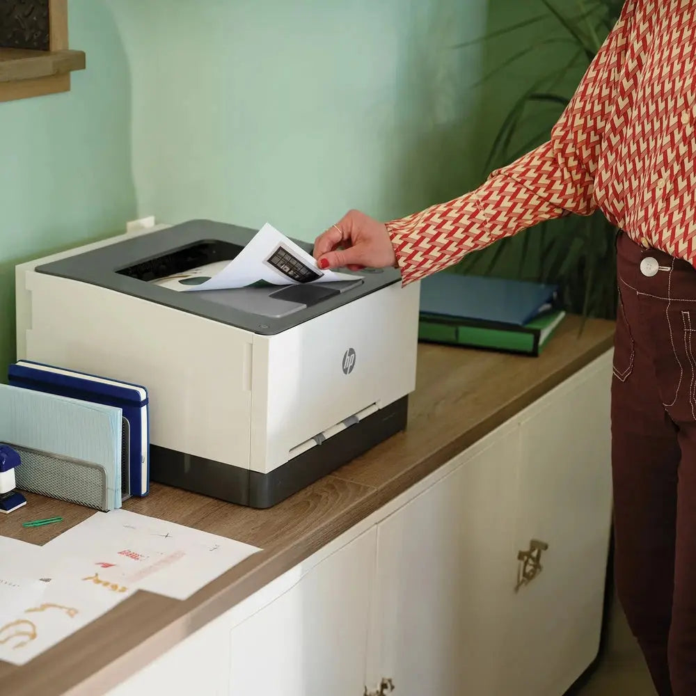 HP LaserJet Pro 3203dw Imprimante Laser Couleur — vue 6 — Connecto.ma