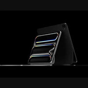 Apple iPad Pro 13’’ WIFI + CELLULAR 256GB WITH STANDARD GLASS Space Black — vue 2 — Connecto.ma